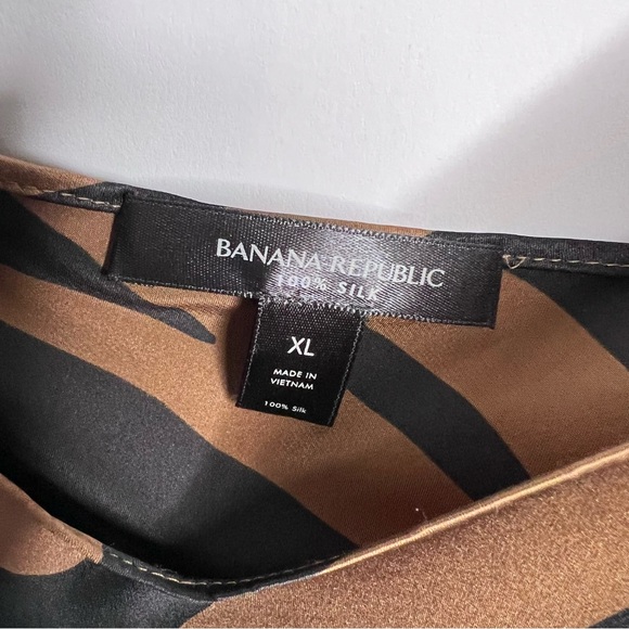 Banana Republic 100% silk XL Animal Print Camisole Sold Out - Picture 13 of 15